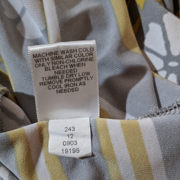 ♥Yellow Grey Floral Chevron Boho Style VNec - Picture 6 of 7